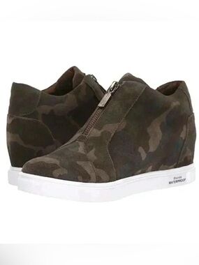 Blondo Glenda Hidden Wedge Sneakers Camo Print Cargo Waterproof Leather Suede